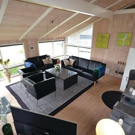 Prázdninový dům Four-bedroom Holiday In